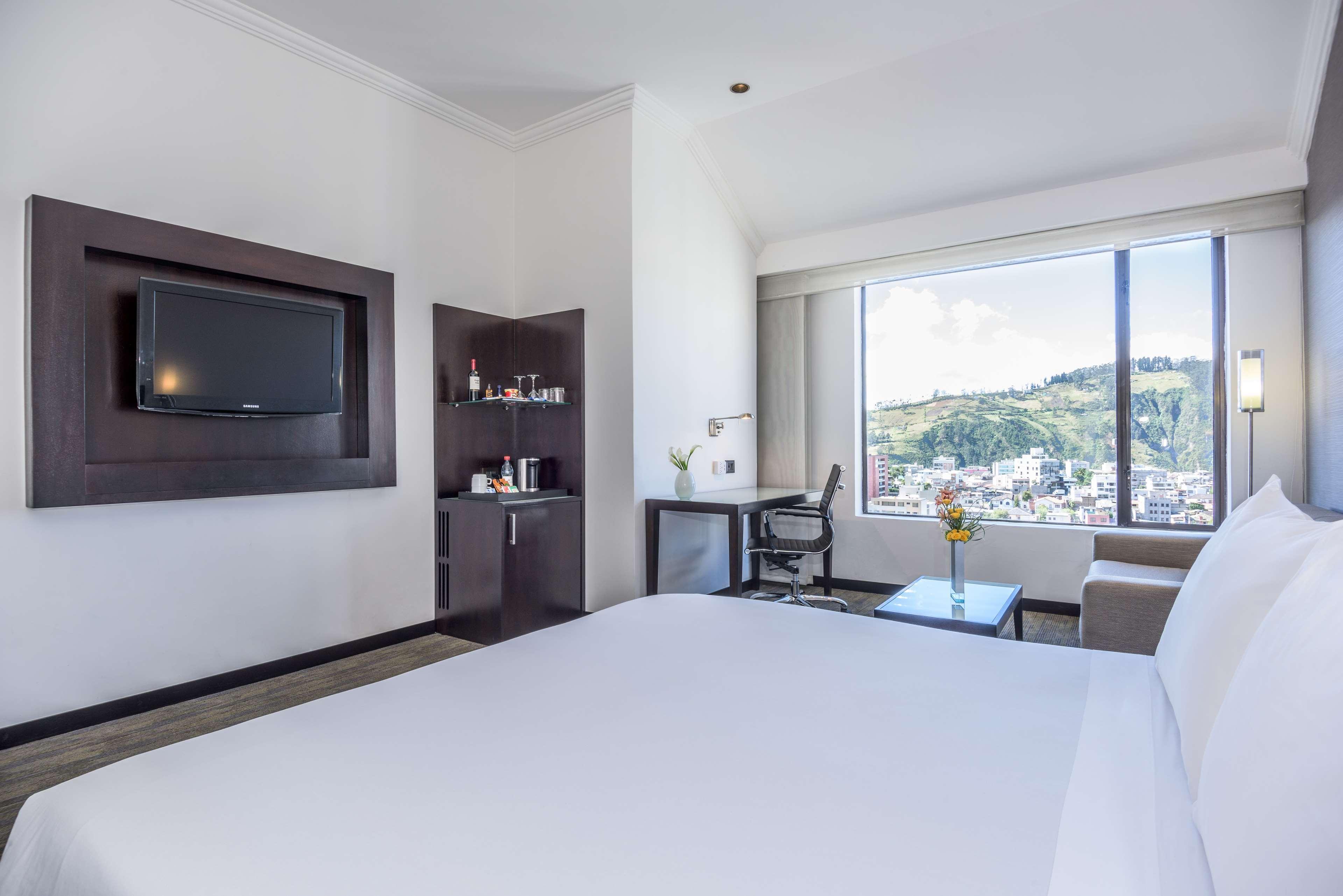 Hotel Nh Collection Quito Royal Zewnętrze zdjęcie