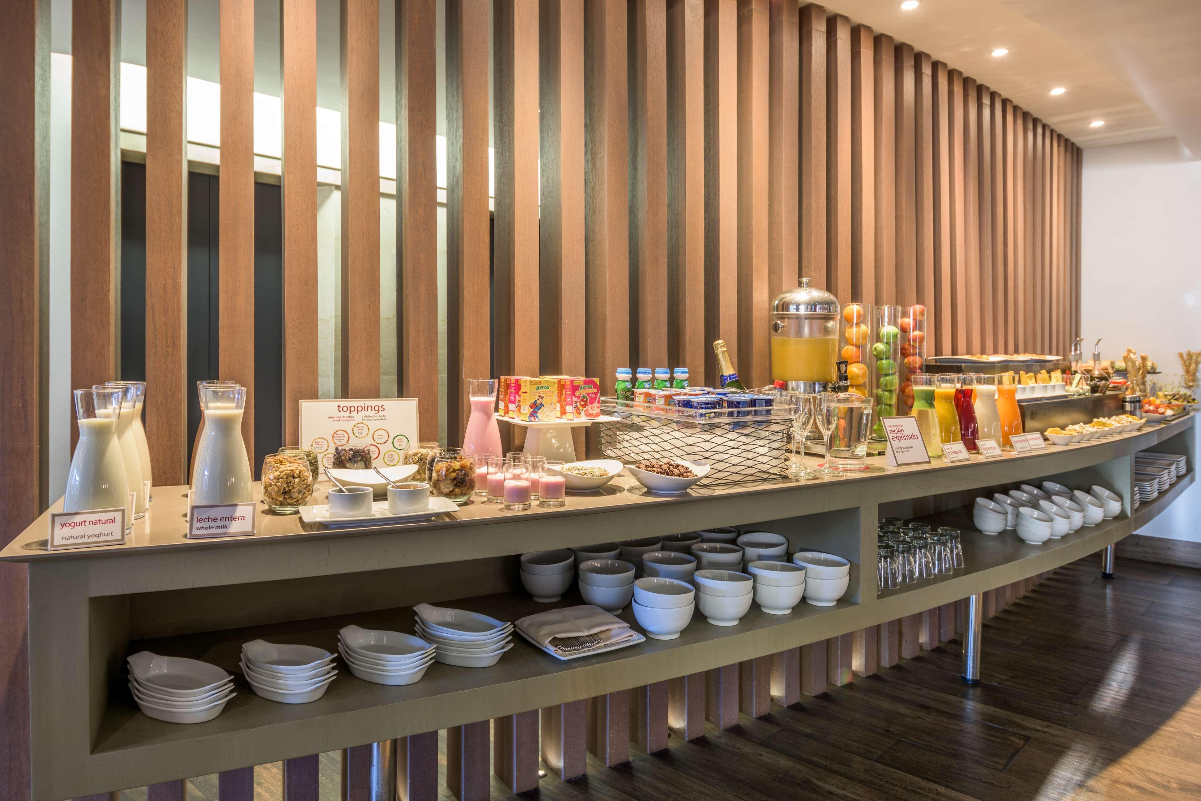 Hotel Nh Collection Quito Royal Zewnętrze zdjęcie