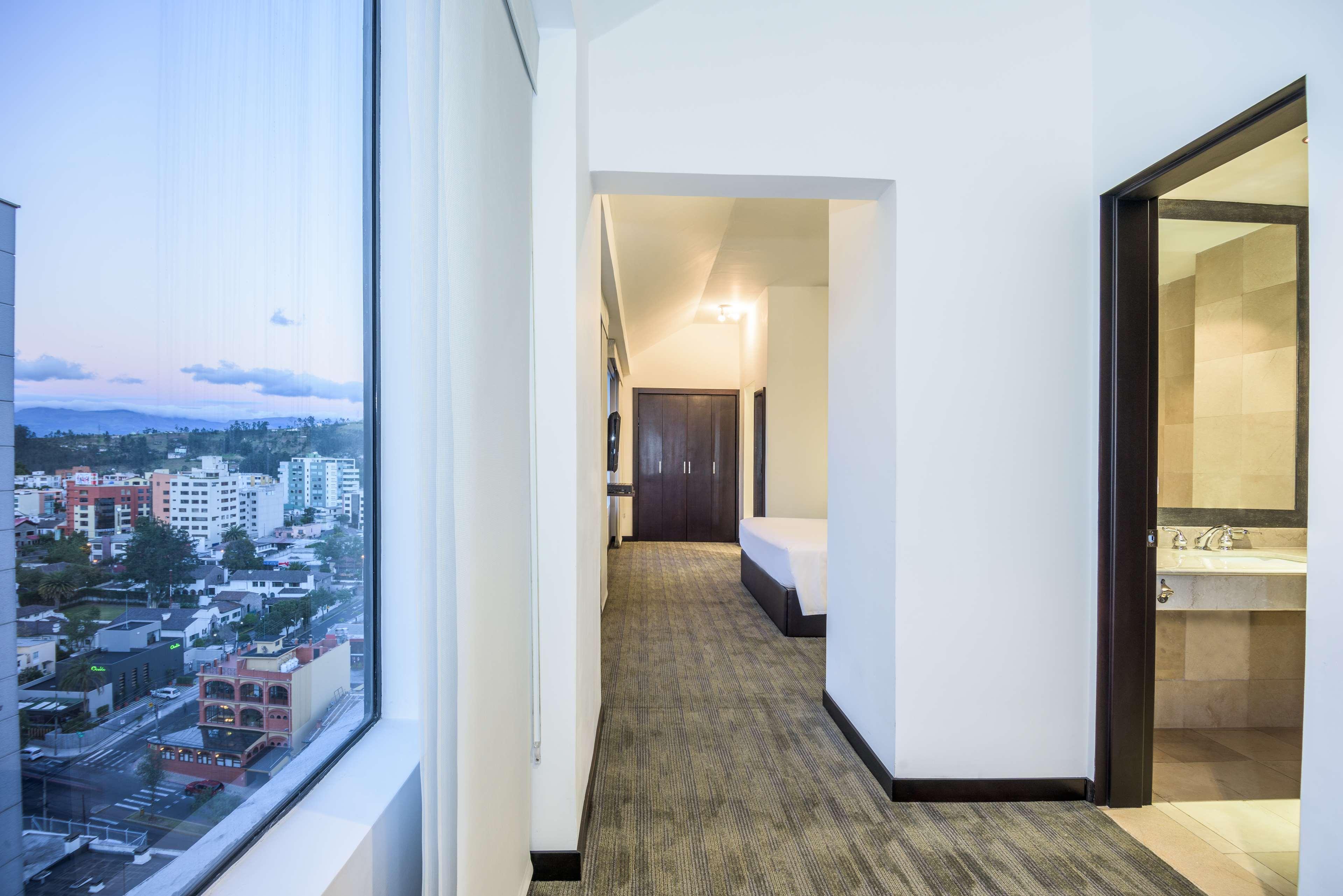 Hotel Nh Collection Quito Royal Zewnętrze zdjęcie