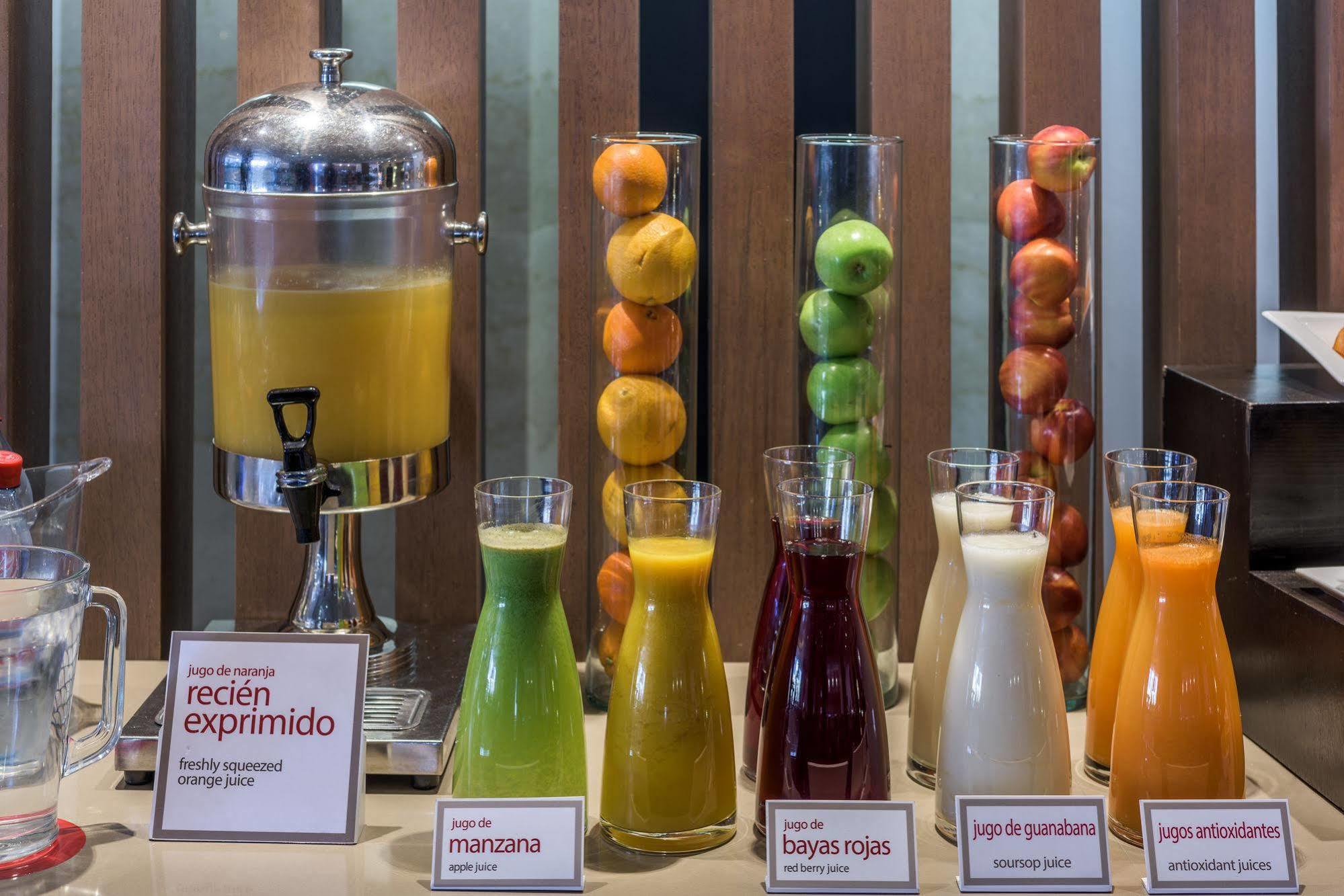 Hotel Nh Collection Quito Royal Zewnętrze zdjęcie
